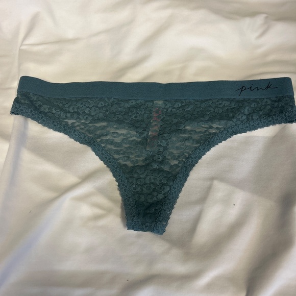Victoria’s Secret PINK Thongs - Picture 4 of 6